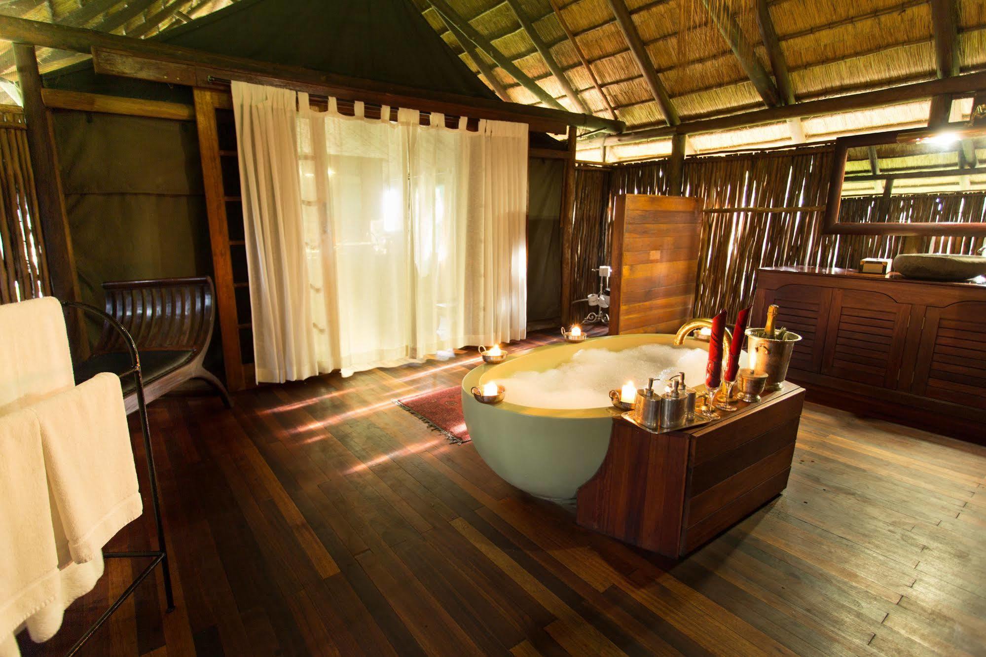 Selinda Camp Hotel Selinda Reserve Buitenkant foto